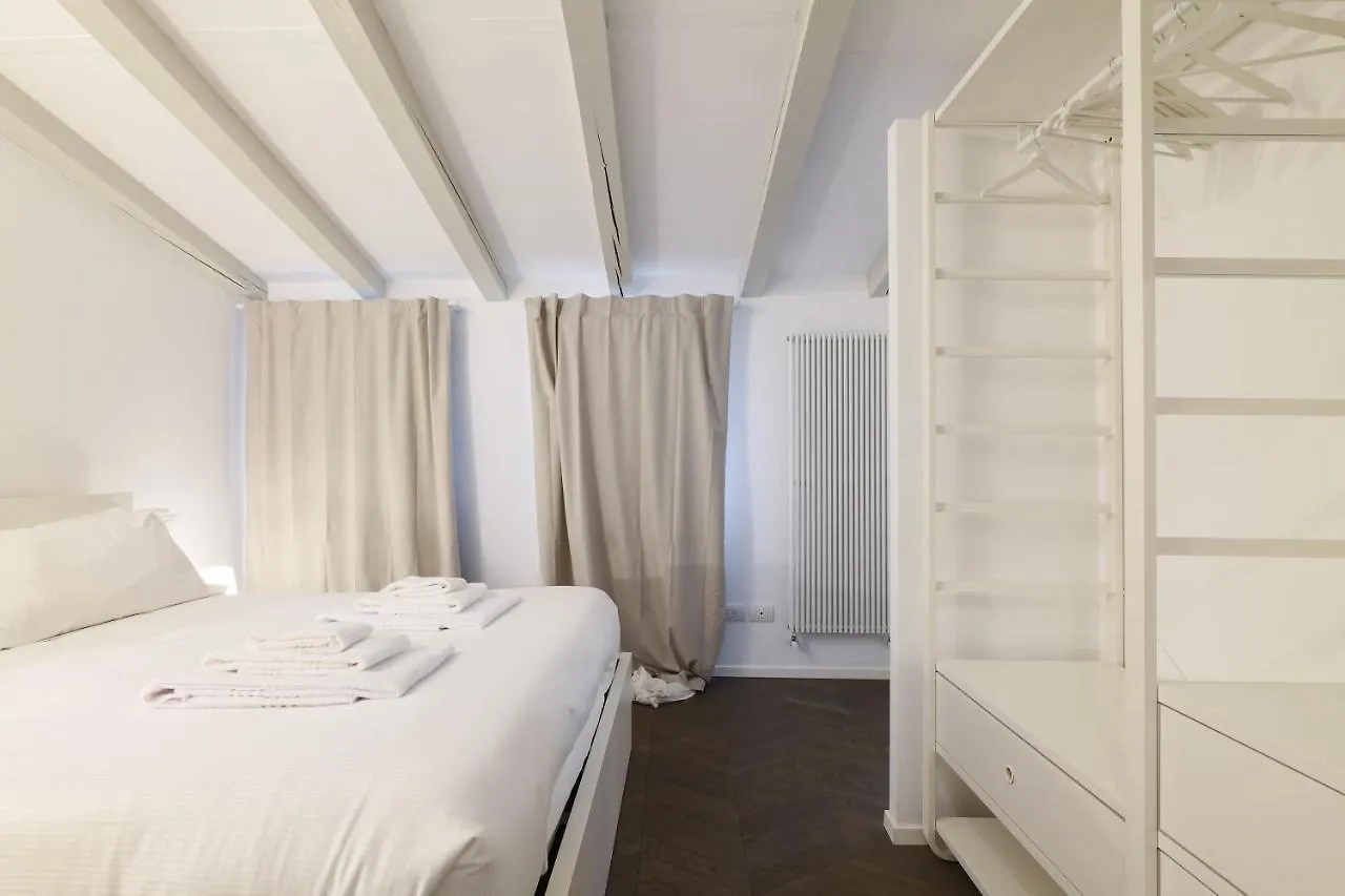 Appartement Prestige Boutique Homes - Il Nido Dei Navigli Milaan Italië
