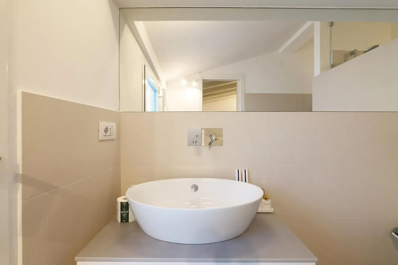 Prestige Boutique Homes - Il Nido Dei Navigli Milaan 0*,  Italië